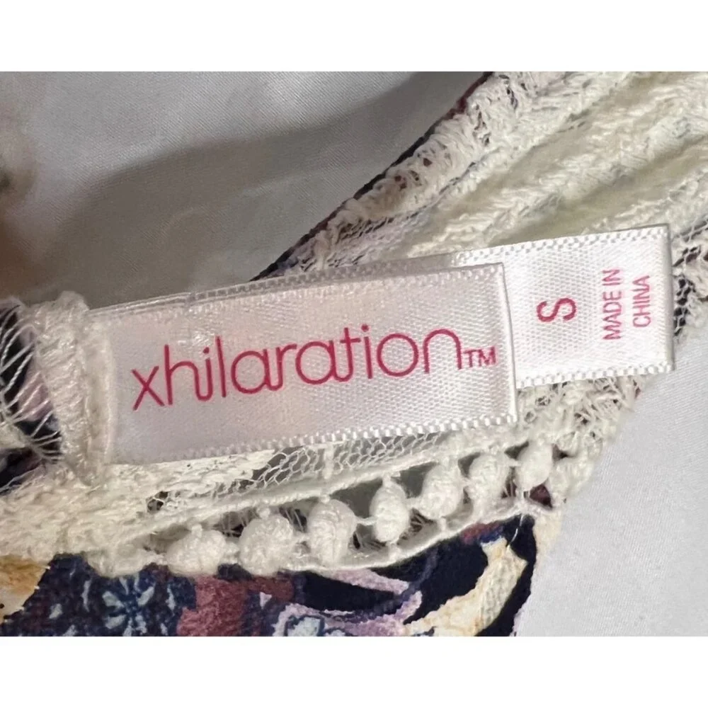 Floral Lace-Trim Sleeveless A-Line Dress By Xhilaration S - Picture 4 of 4